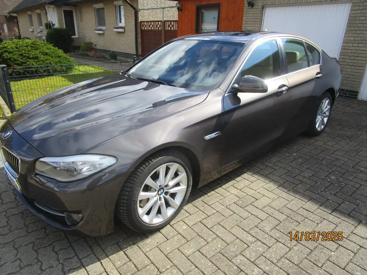 BMW 528
