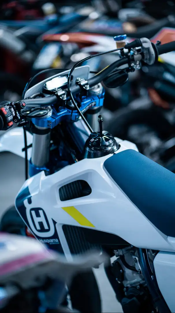 Husqvarna TC 125 Bianco - 2