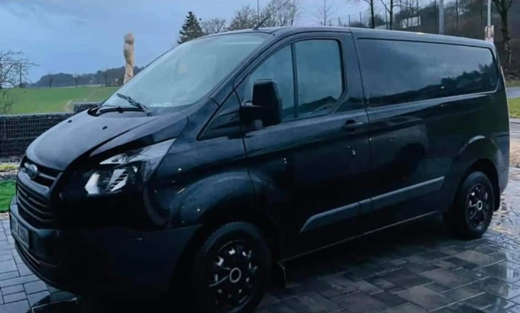 Ford Transit Bus Schwarz - 2