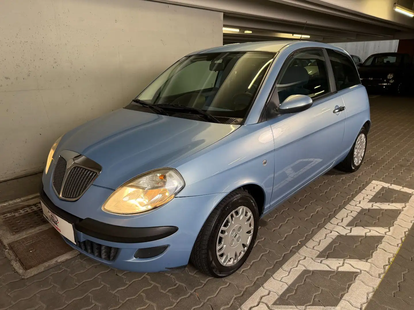 Lancia Ypsilon 1.2 8V Argento Blau - 1