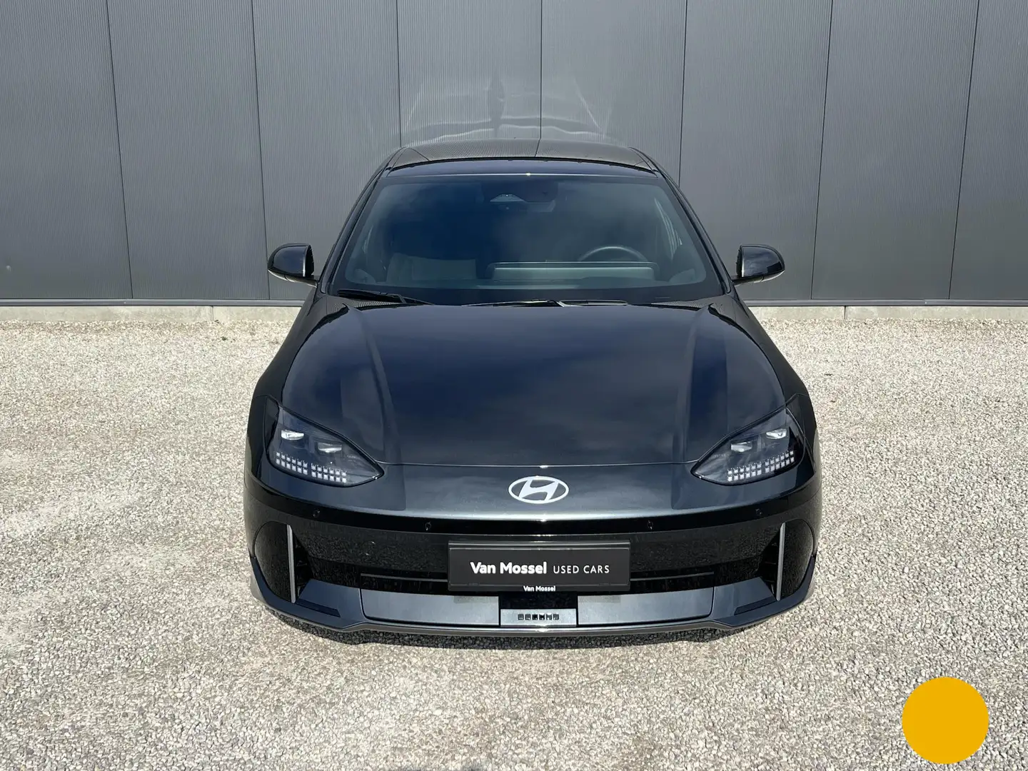 Hyundai IONIQ 6 Core Plus 77kWh Gris - 2