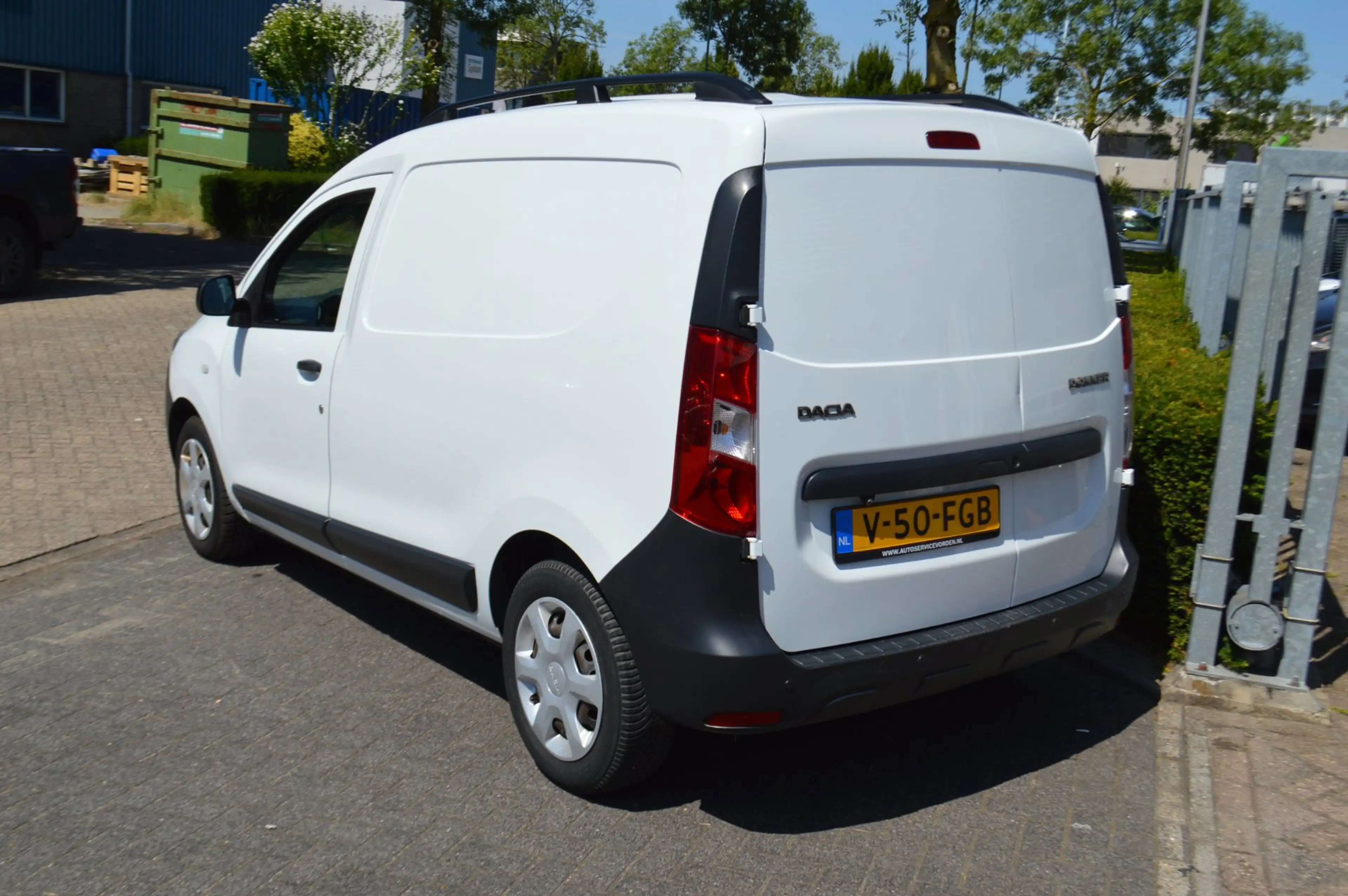 Dacia Dokker 1.6 AIRCO, All-Season, Bluetooth, Camera, APK, GAR — photo 11