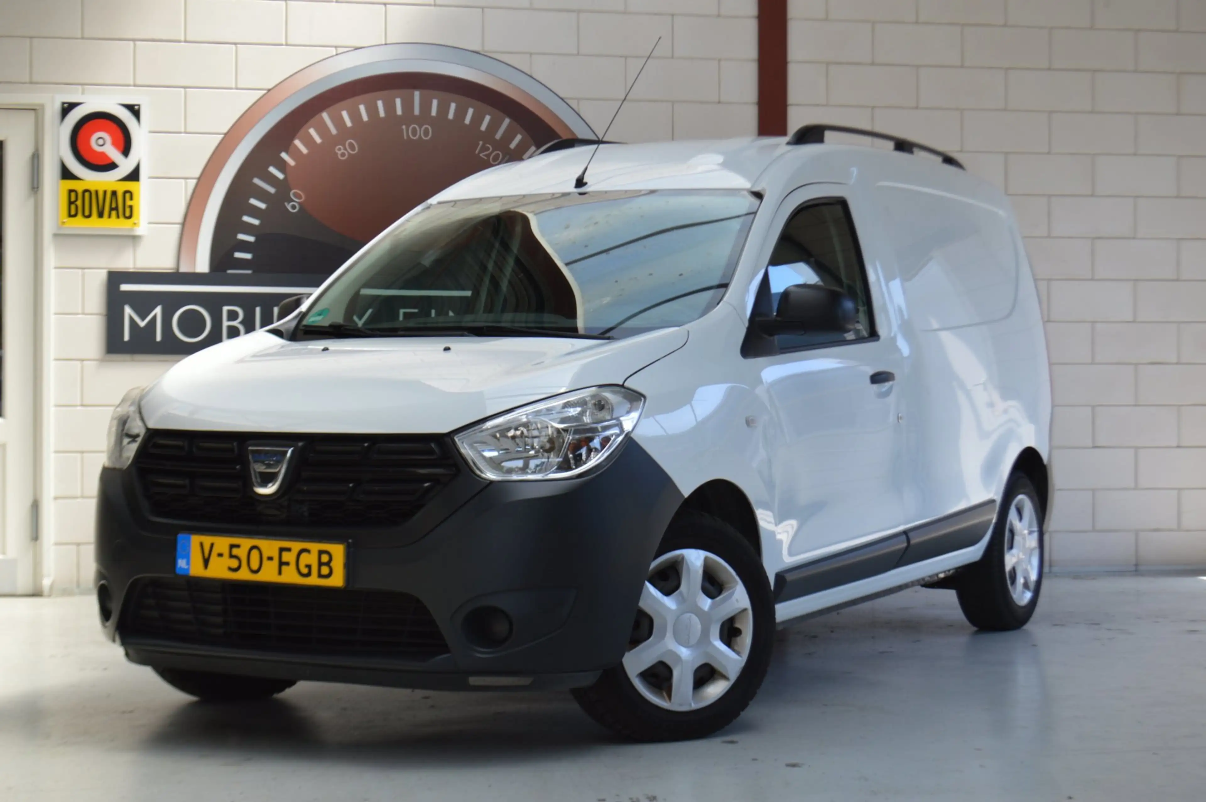 Dacia Dokker 1.6 AIRCO, All-Season, Bluetooth, Camera, APK, GAR — photo 4