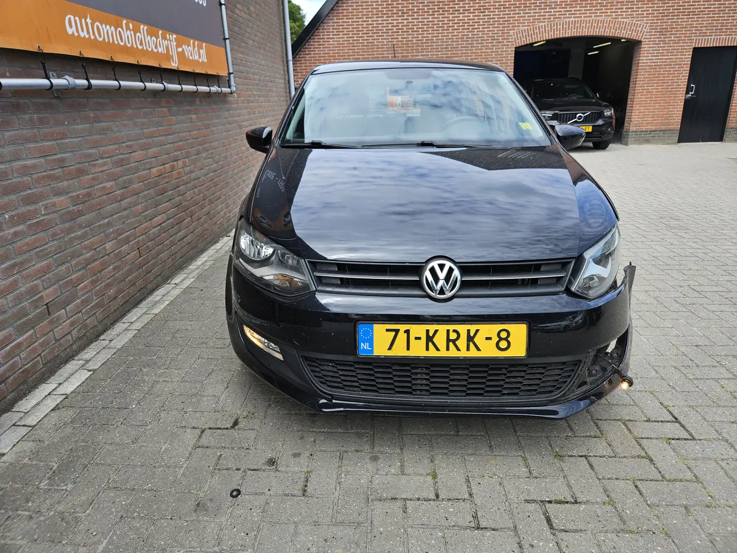 Volkswagen Polo 1.2 TSI Comfortline Чёрный - 2
