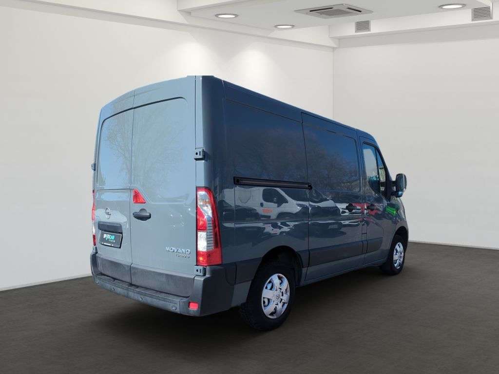 Opel Movano