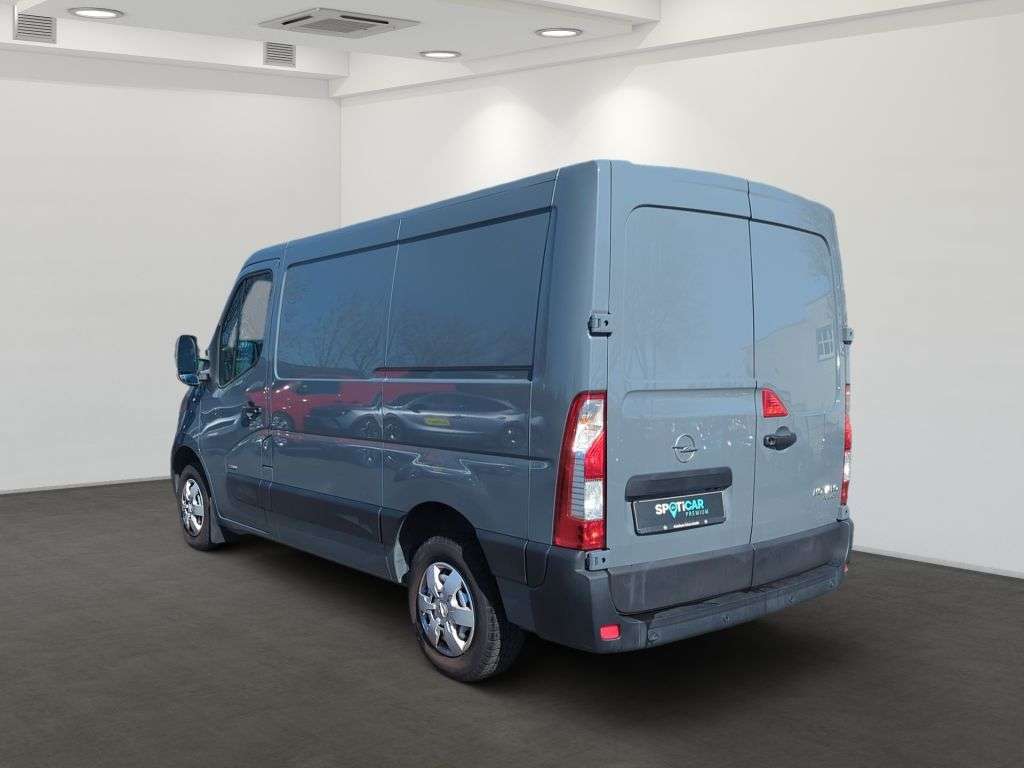 Opel Movano