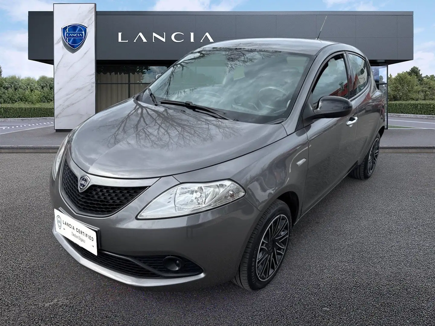 Lancia Ypsilon 1.2 69cv Start& Stop Gold Grau - 1