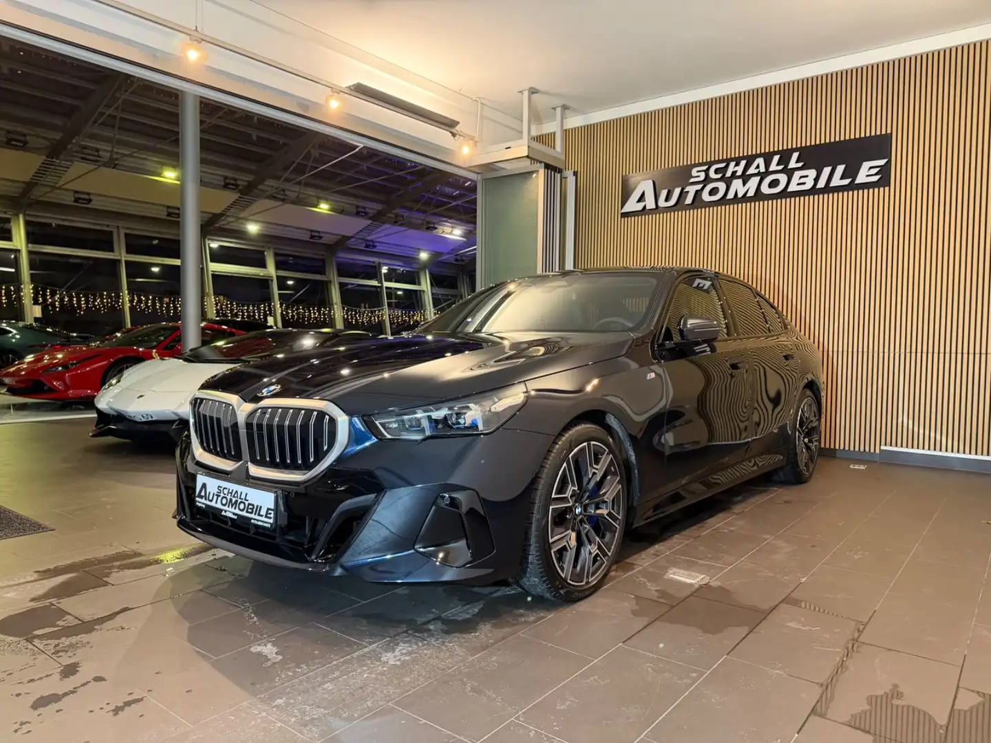 BMW 540 d xDrive Lim *M-Sport/CAM/Driv-Assist/LED/LCI Noir - 1