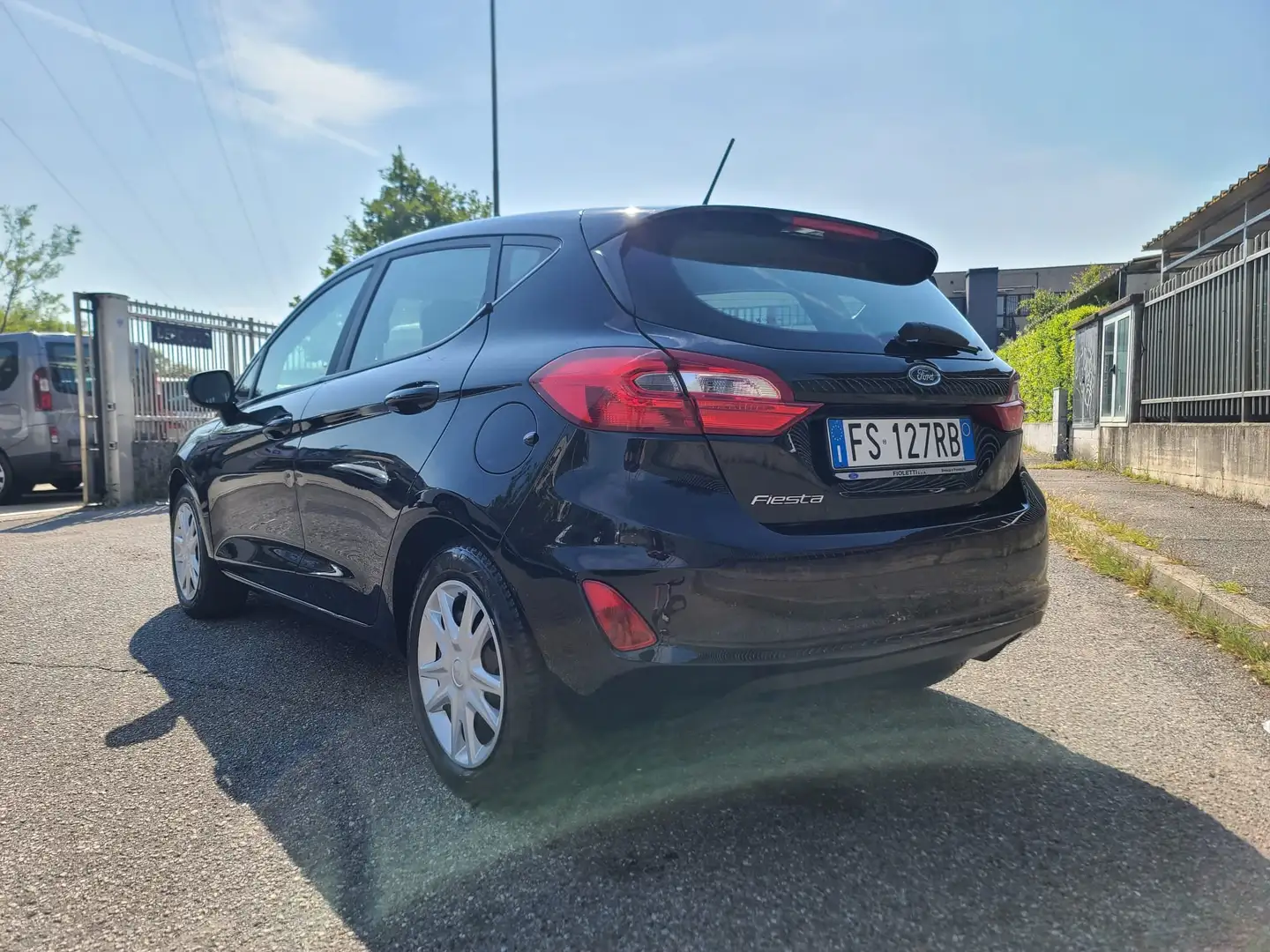 Ford Fiesta Fiesta 5p 1.1 Plus 85cv Zwart - 2