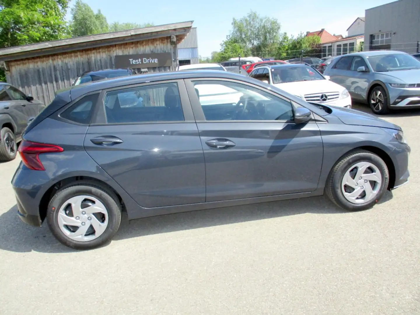 Hyundai i20 (BC3) Smart Line 1.0 T-GDI b6bs1 Grau - 2