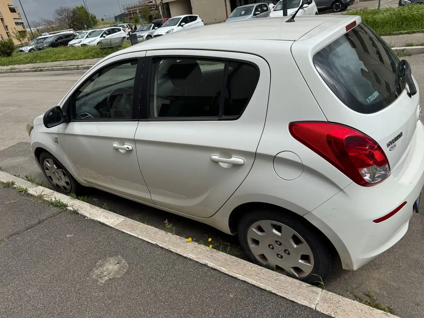 Hyundai i20 5p 1.2 Sound Edition - 2