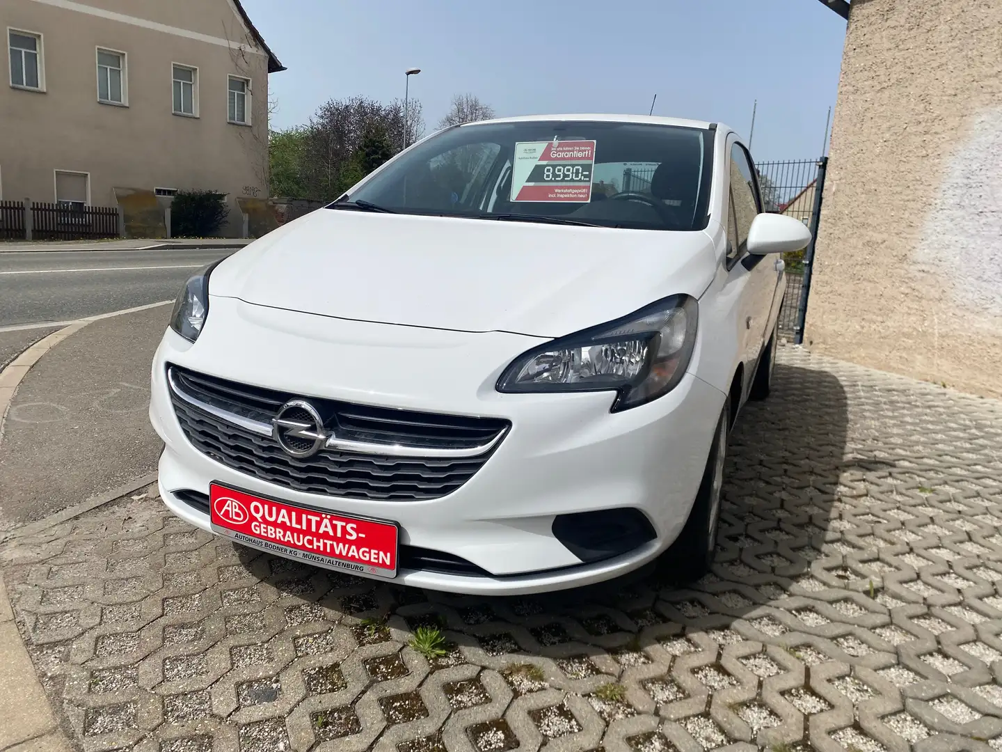 Opel Corsa Selection Weiß - 1
