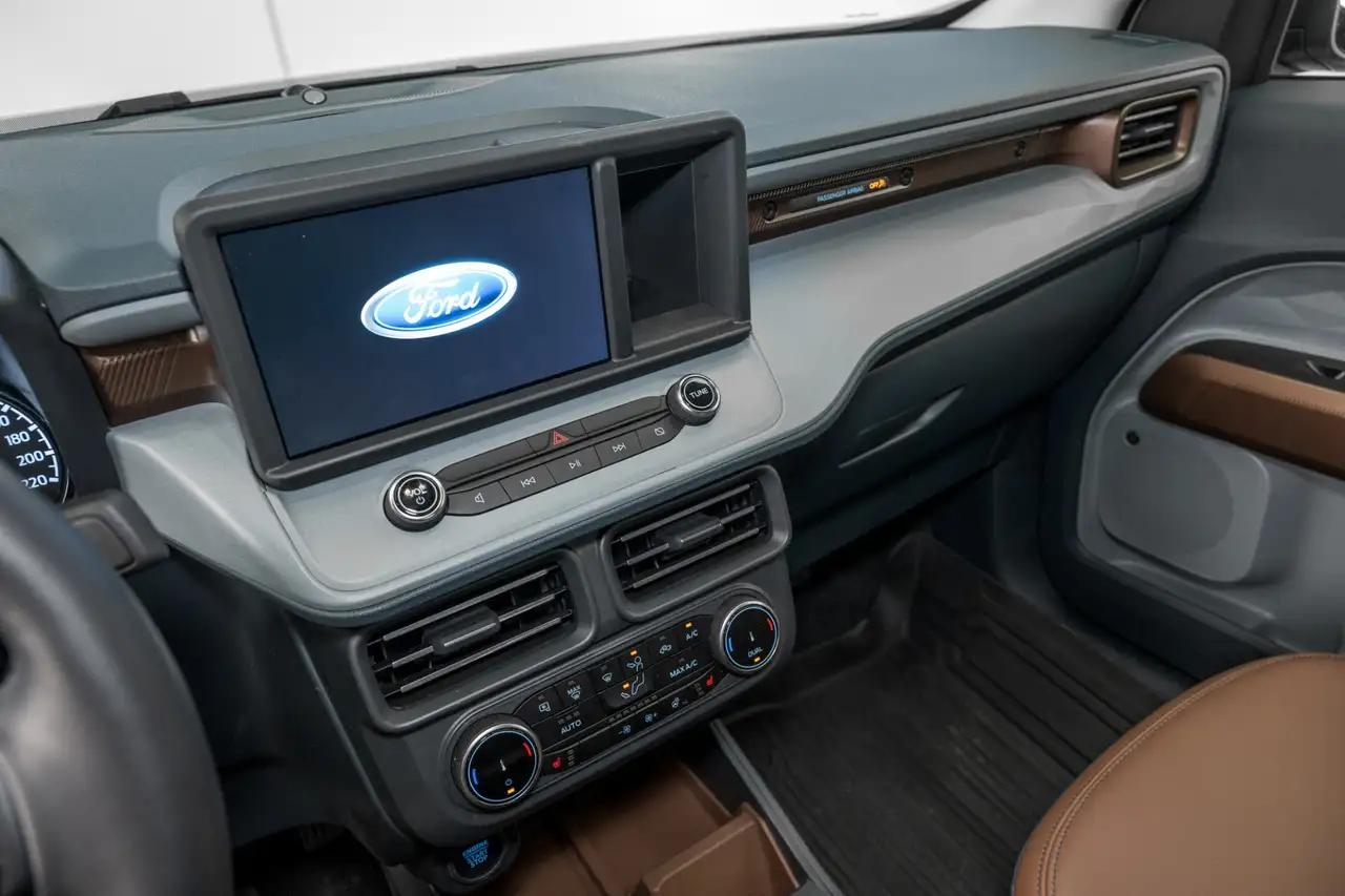 Ford Maverick снимка Ford Maverick