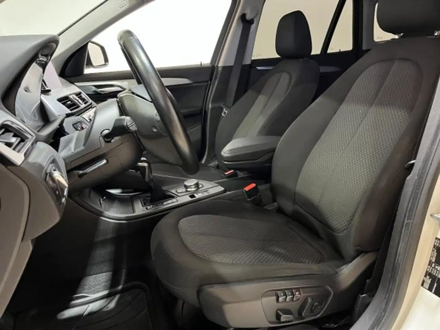 BMW X1 sDrive 18d Blanco - 2