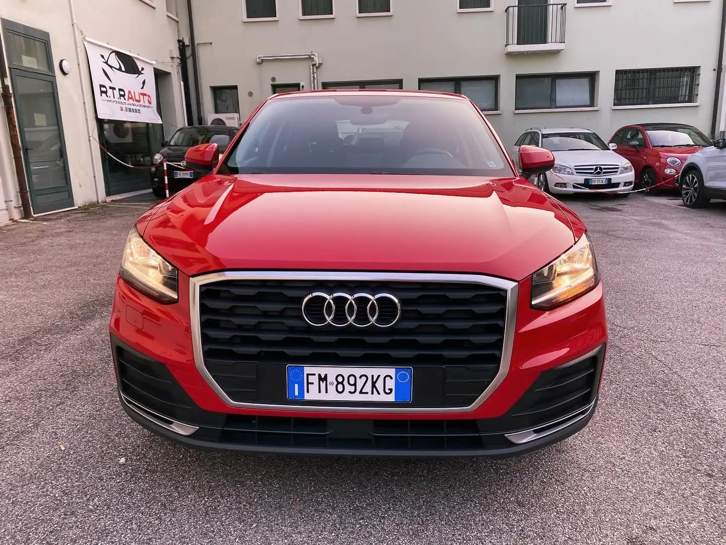 Audi Q2 1.6 TDI design RED Edition - 2