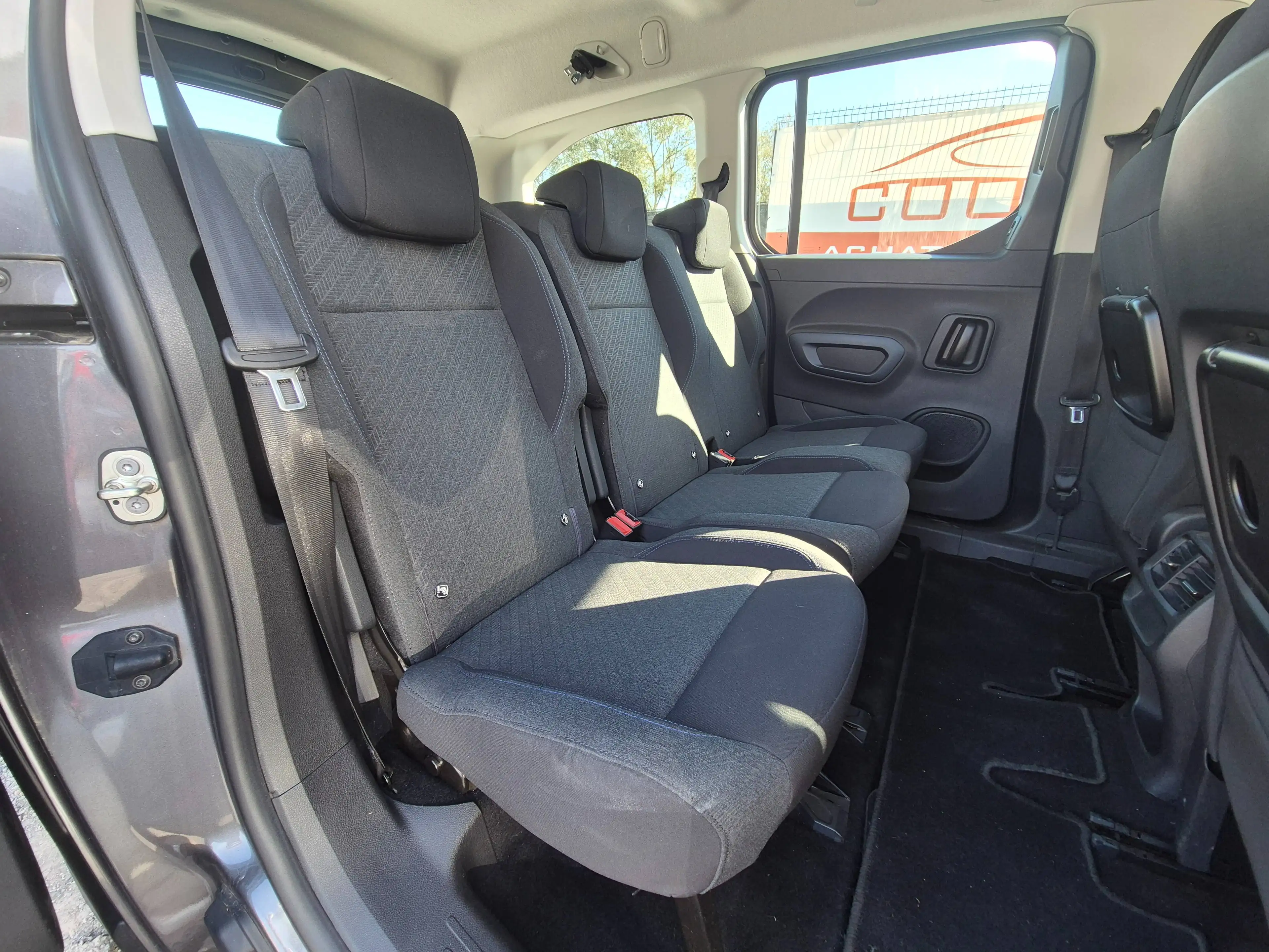 Peugeot Rifter 1.2 Long Allure - EU6 - GARANTIE 1AN - — photo 14