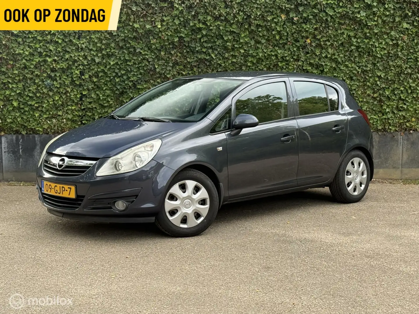 Opel Corsa 1.4-16V Business | 5-Deurs | Airco | Trekhaak Grey - 1