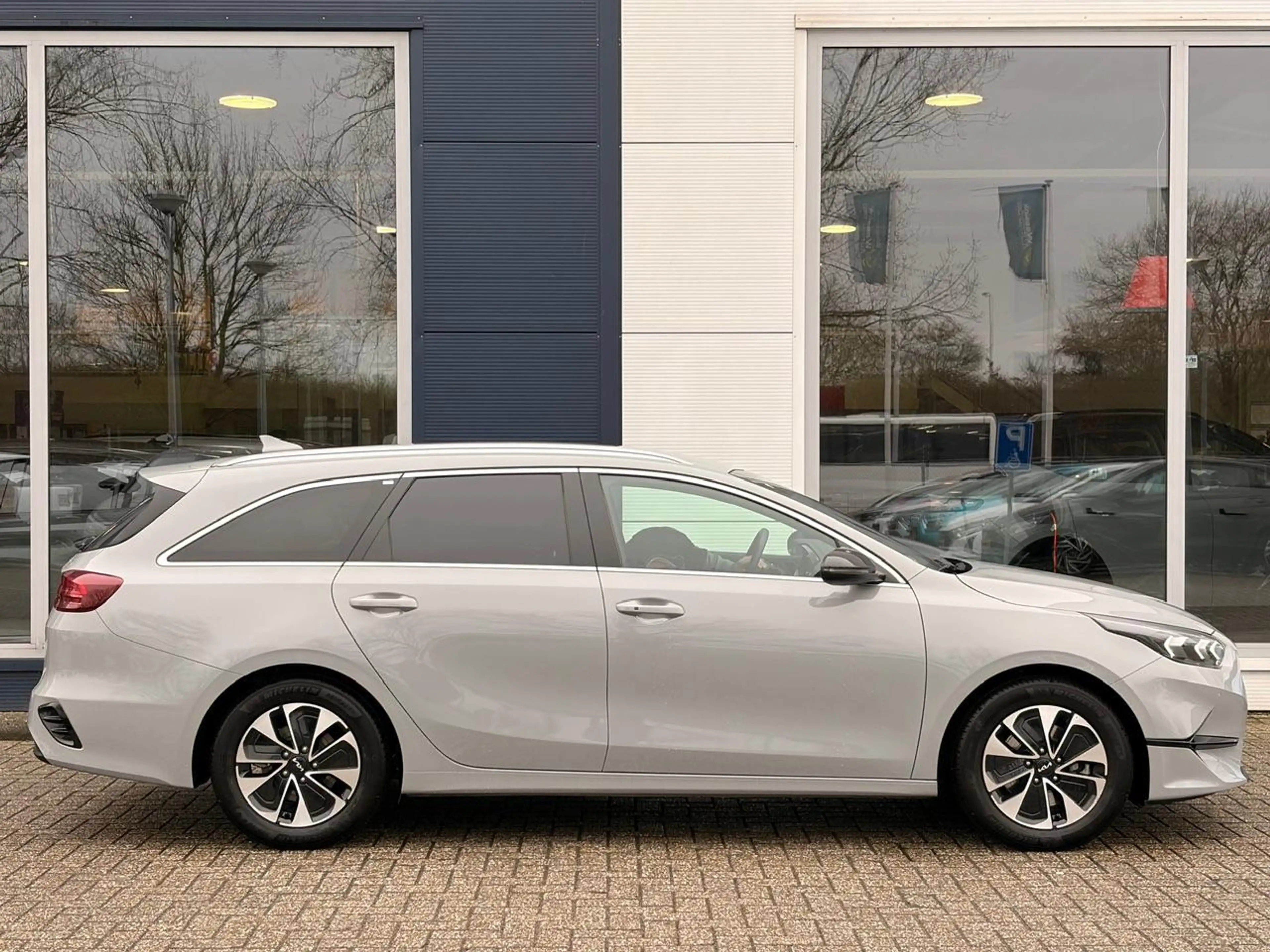 Kia Ceed SW / cee'd SW Sportswagon 1.0 T-GDi 100pk Design Edition Elektr. — photo 5