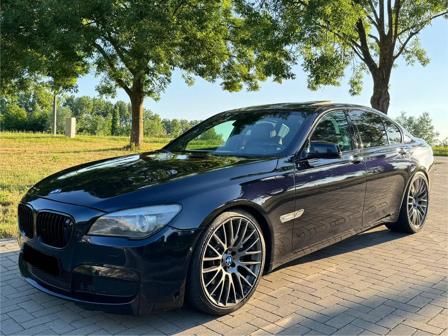 BMW 740 D  Individual / M-pack / Full option Bleu - 1