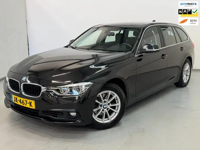 BMW 320 3-serie Touring 320i Executive / NL-auto / Navi /