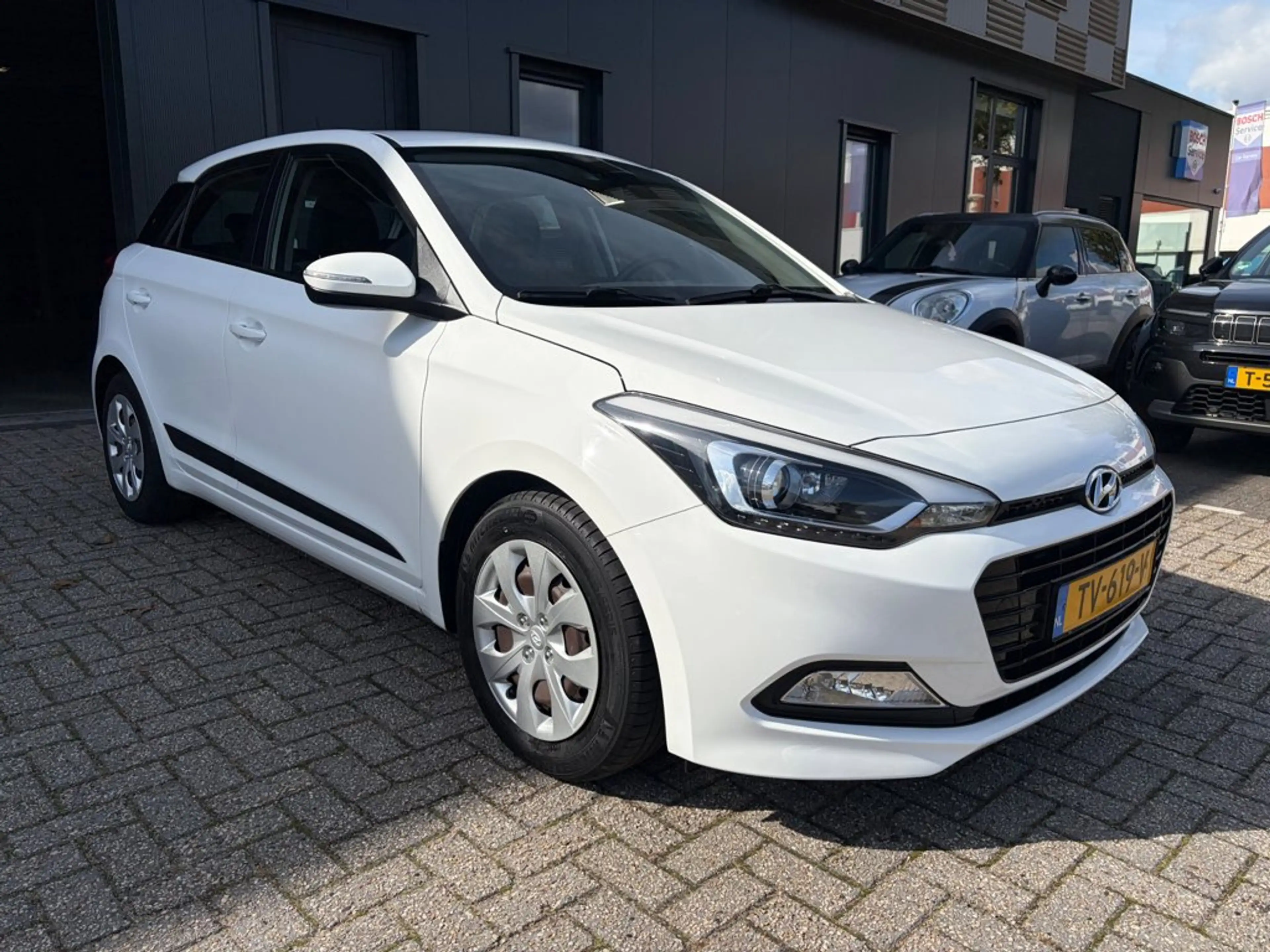Hyundai i20 1.0 T-GDI Comfort, Camera, Cruise, Clima, Navi — photo 4