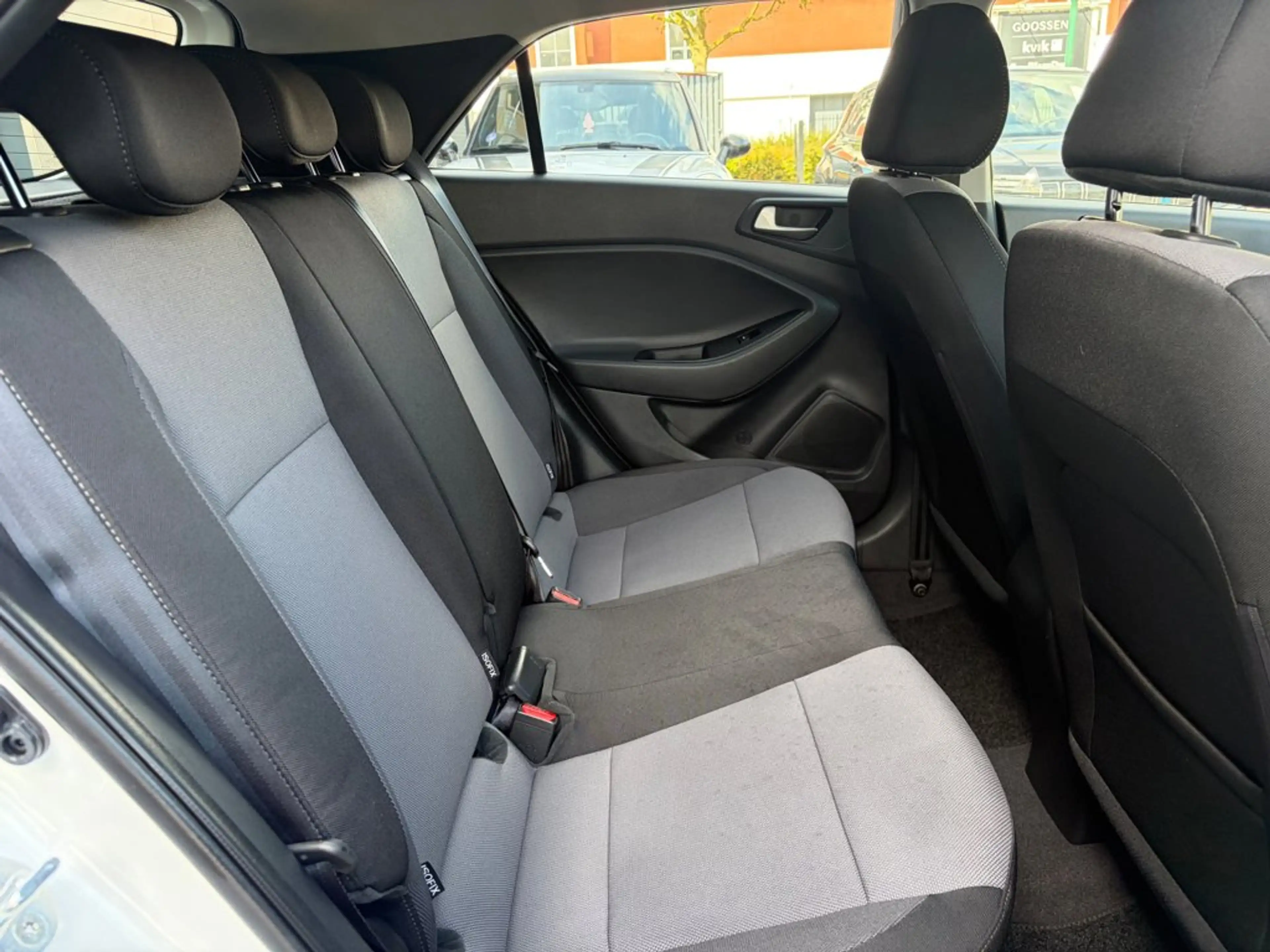 Hyundai i20 1.0 T-GDI Comfort, Camera, Cruise, Clima, Navi — photo 7