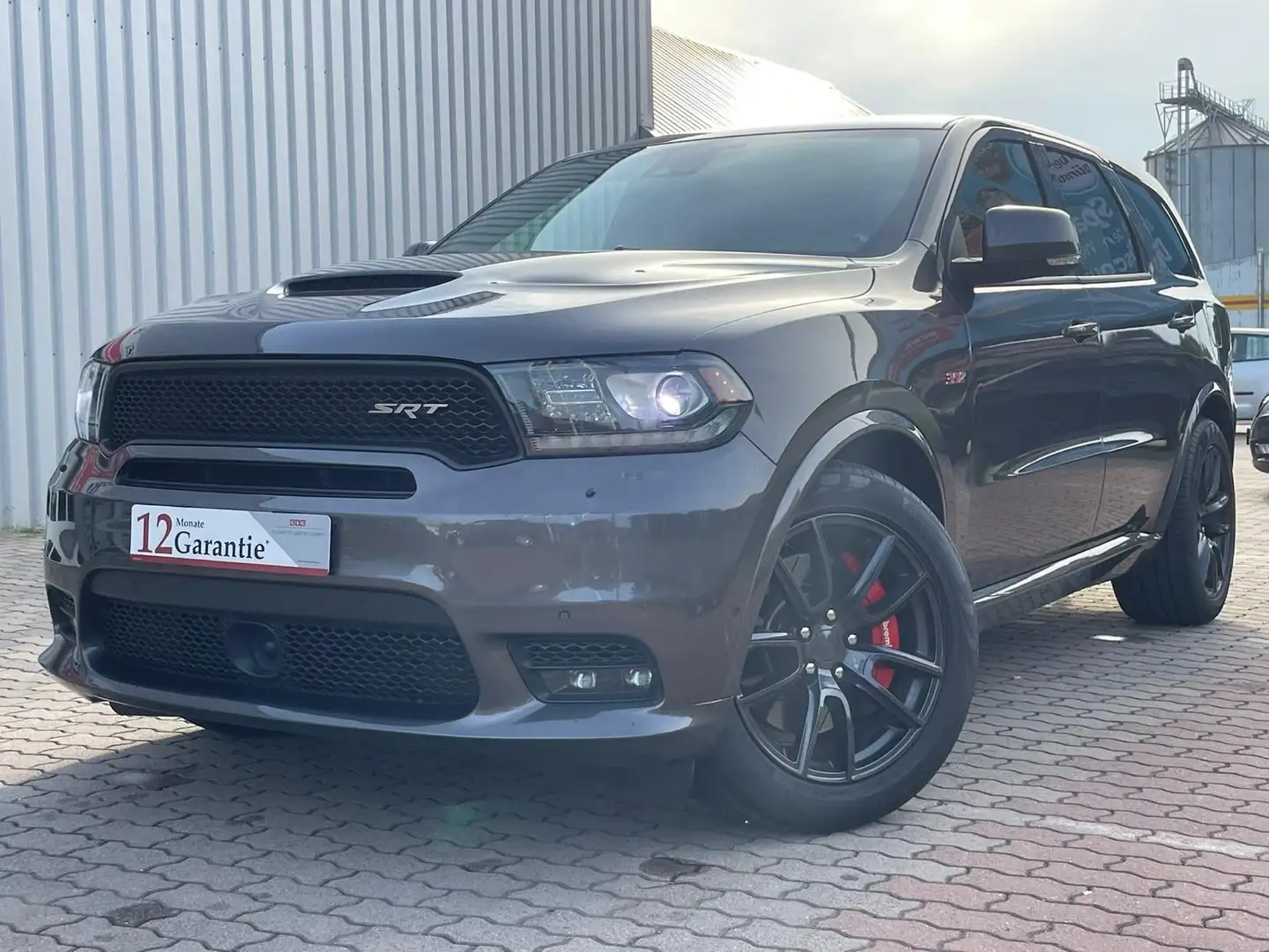 Dodge Durango 6.4 SRT Grau - 1