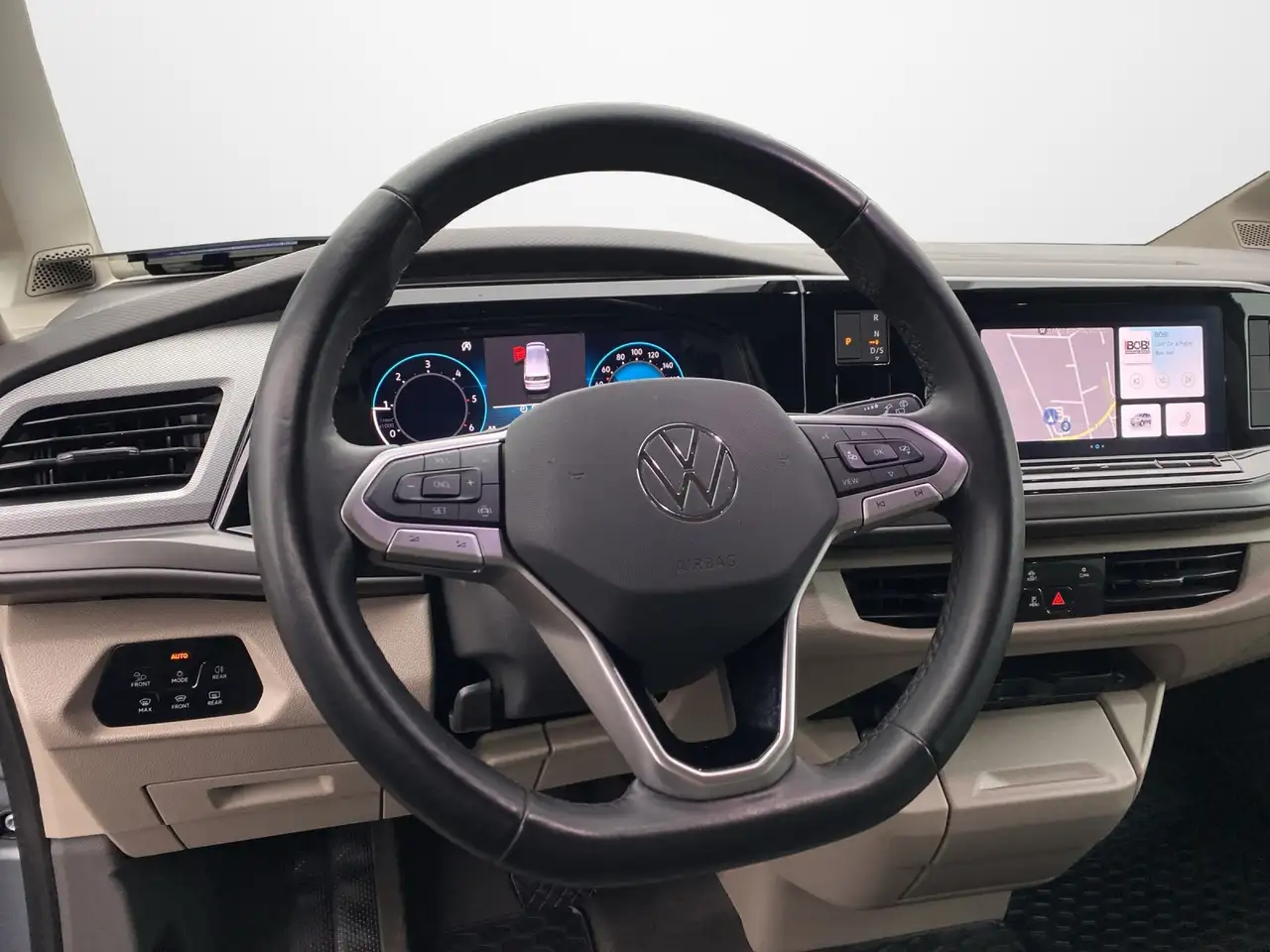 Volkswagen T7 Multivan 2.0 TDI DSG lang 10