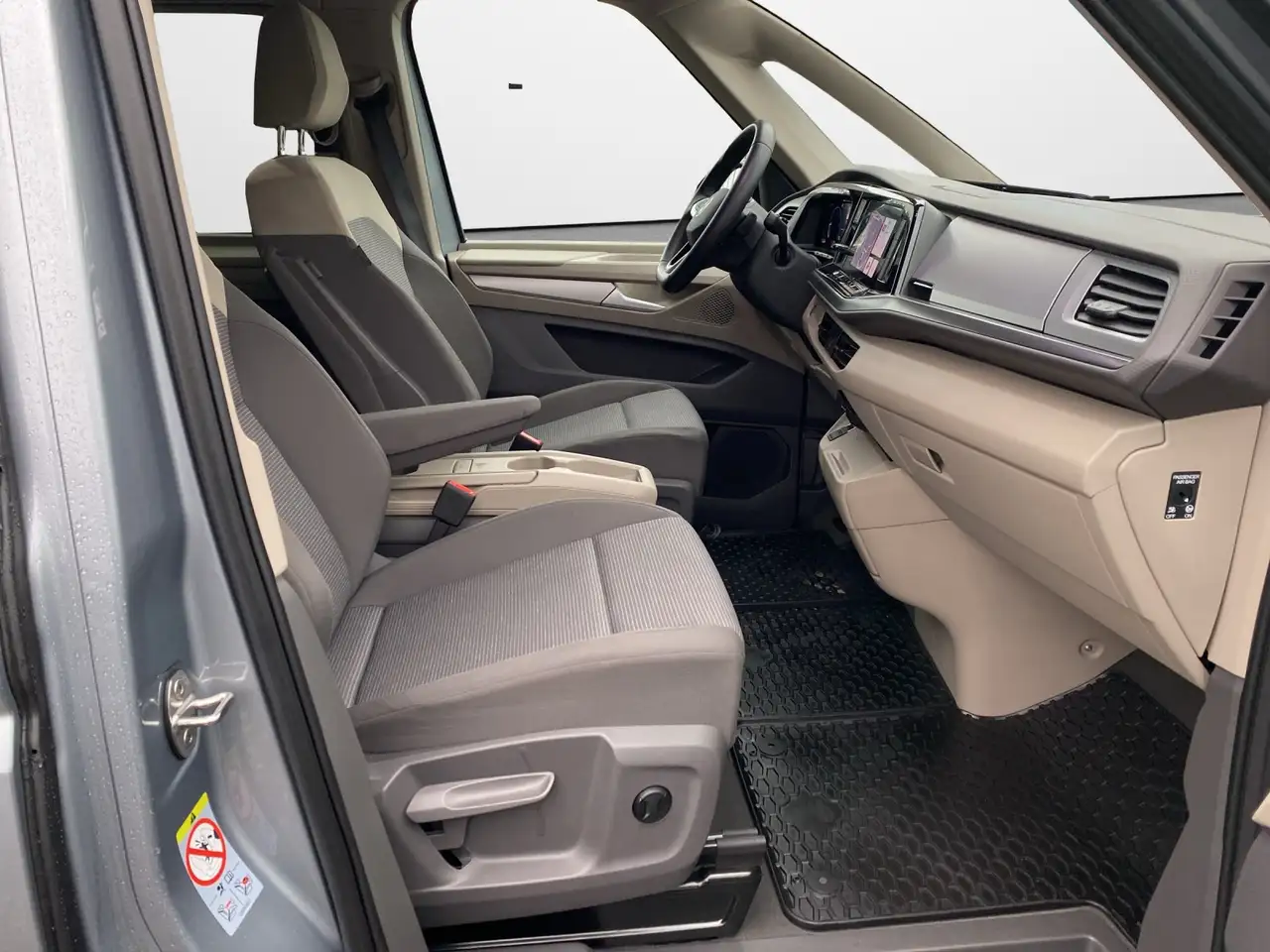 Volkswagen T7 Multivan 2.0 TDI DSG lang 14