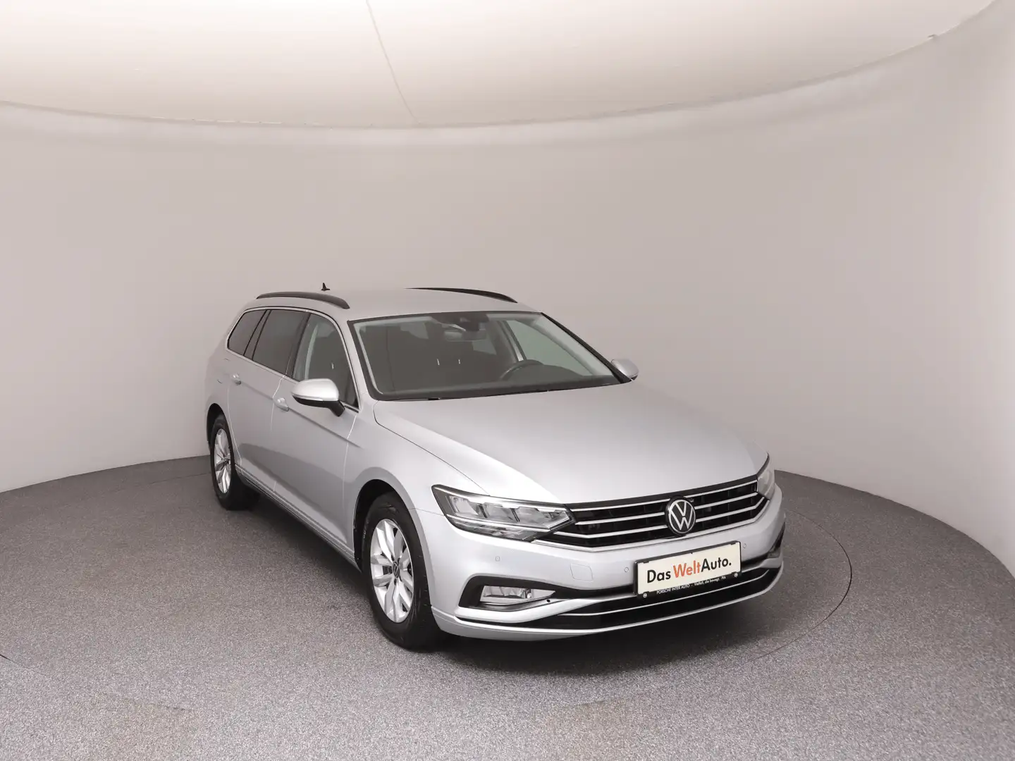 Volkswagen Passat Variant Business TDI DSG Silber - 2