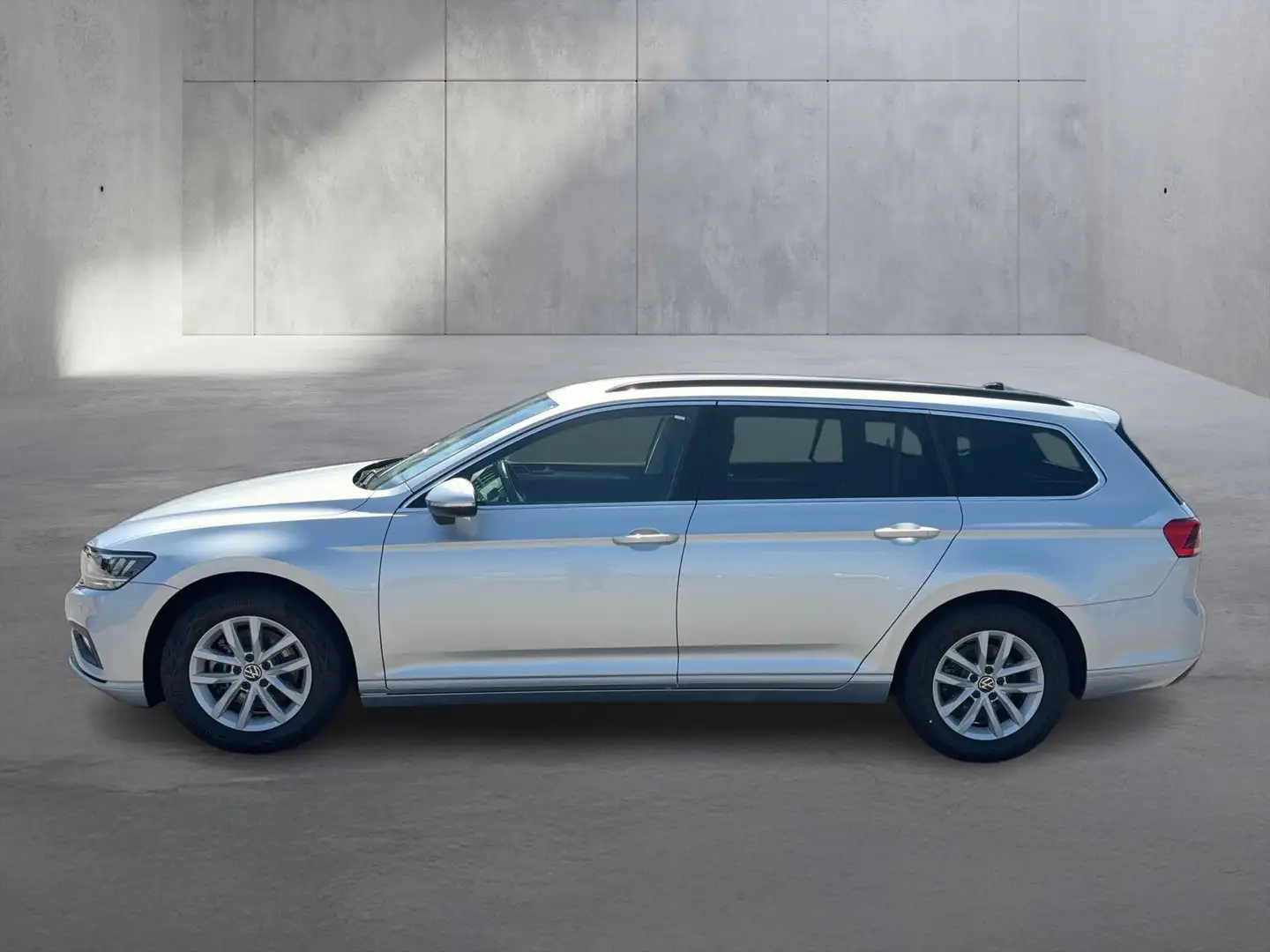 Volkswagen Passat Variant Business TDI DSG Silber - 2