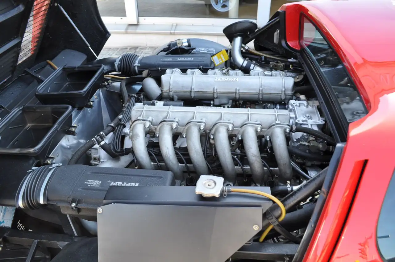 Ferrari 512 BBi, foto 9