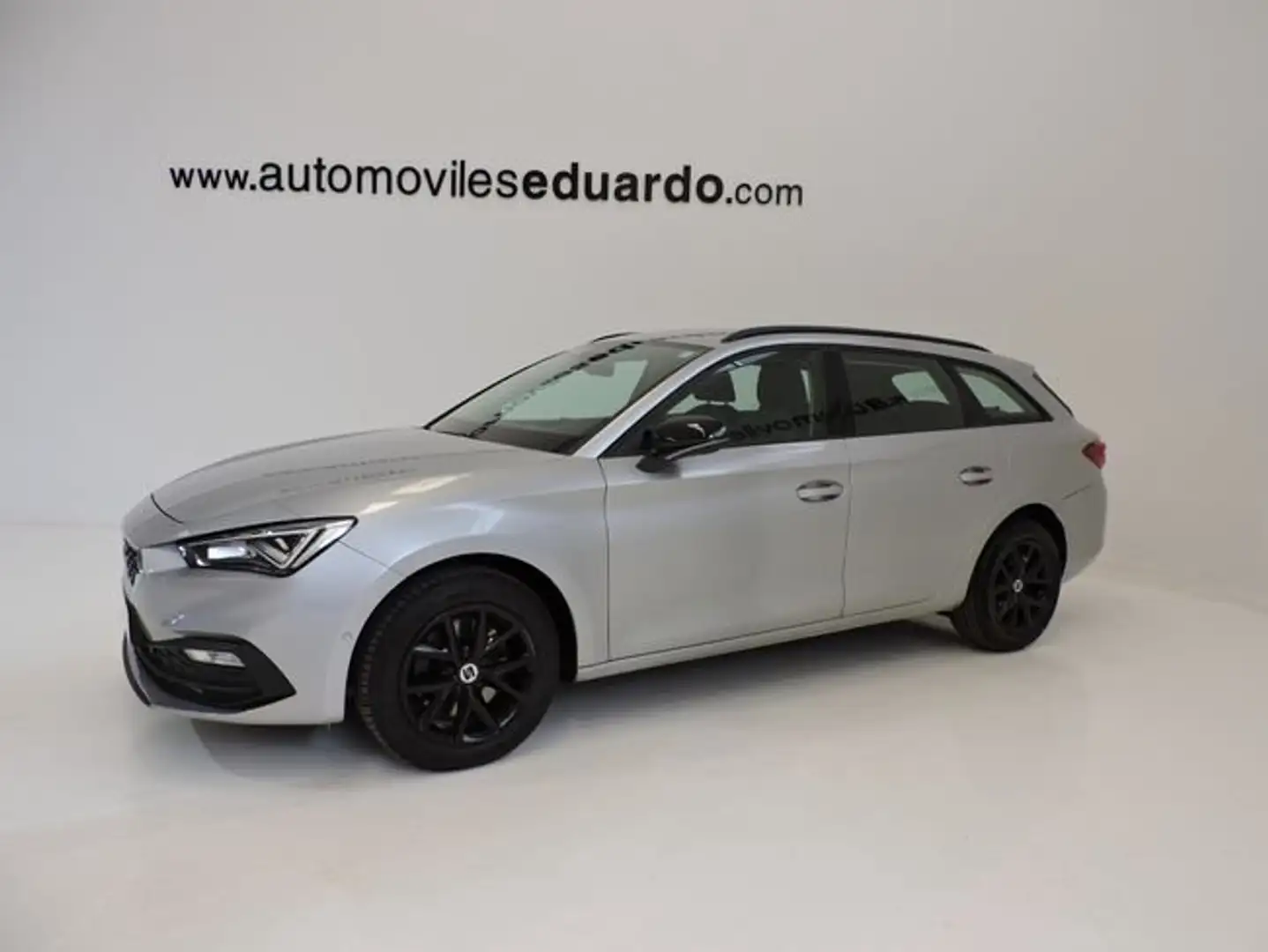 SEAT Leon SPORTSTOURER 2.0 TDI 150 DSG S&S STYLE BUSINESS Plateado - 1