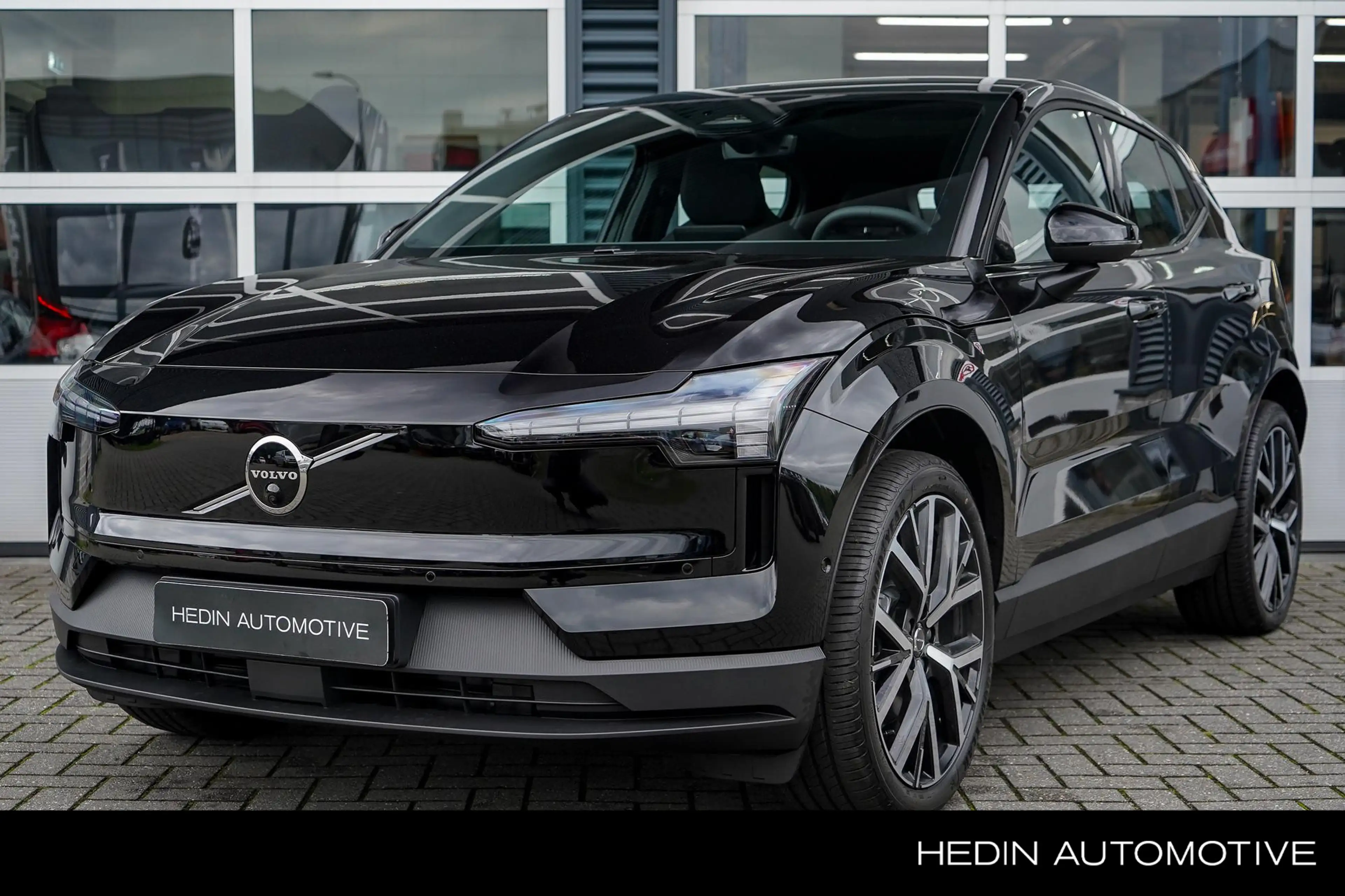 Volvo EX30 P5 Long Range Ultra Europa 69 kWh | Stoel & Stuurv