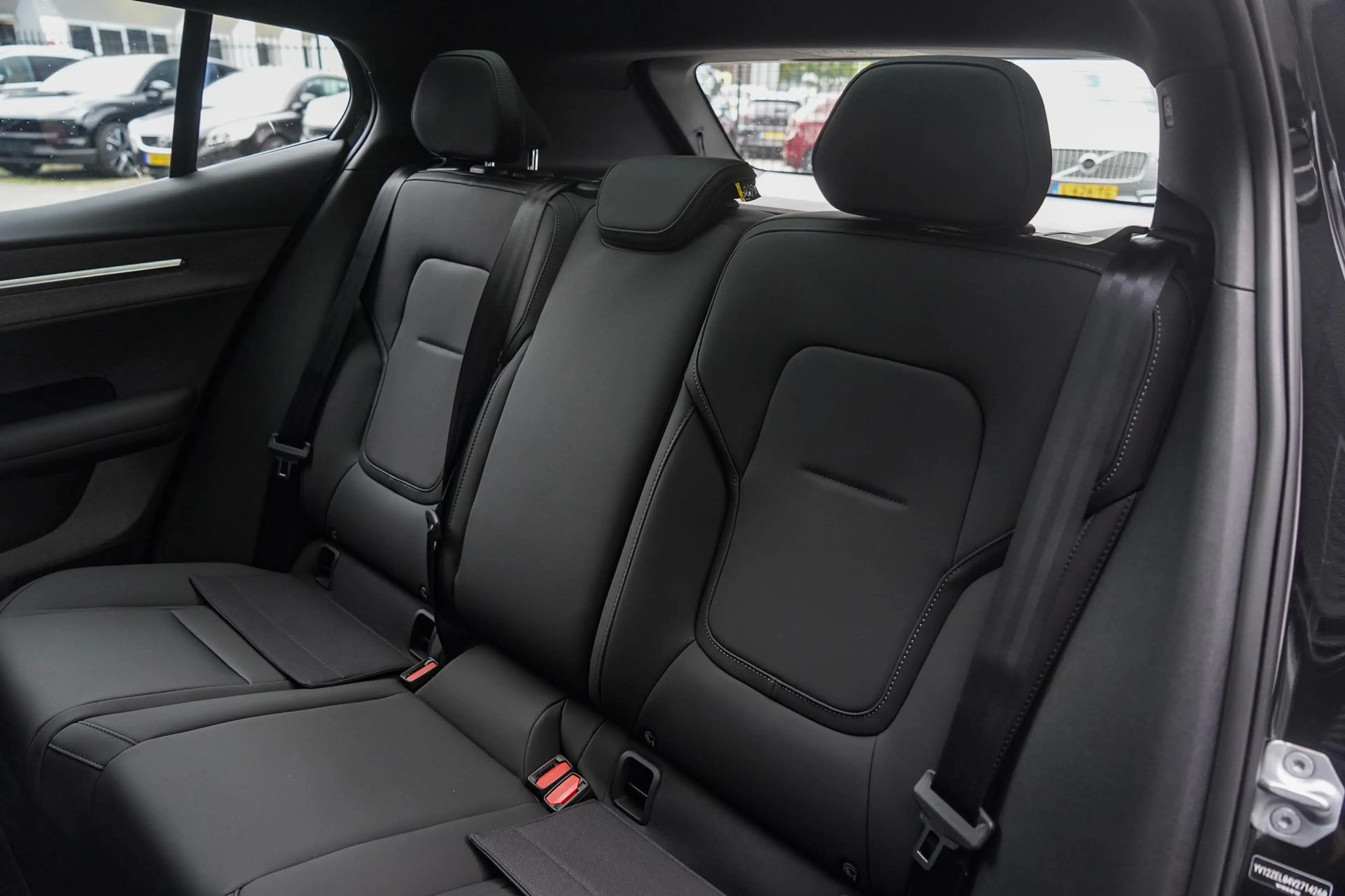 Volvo EX30 P5 Long Range Ultra Europa 69 kWh | Stoel & Stuurv — photo 14