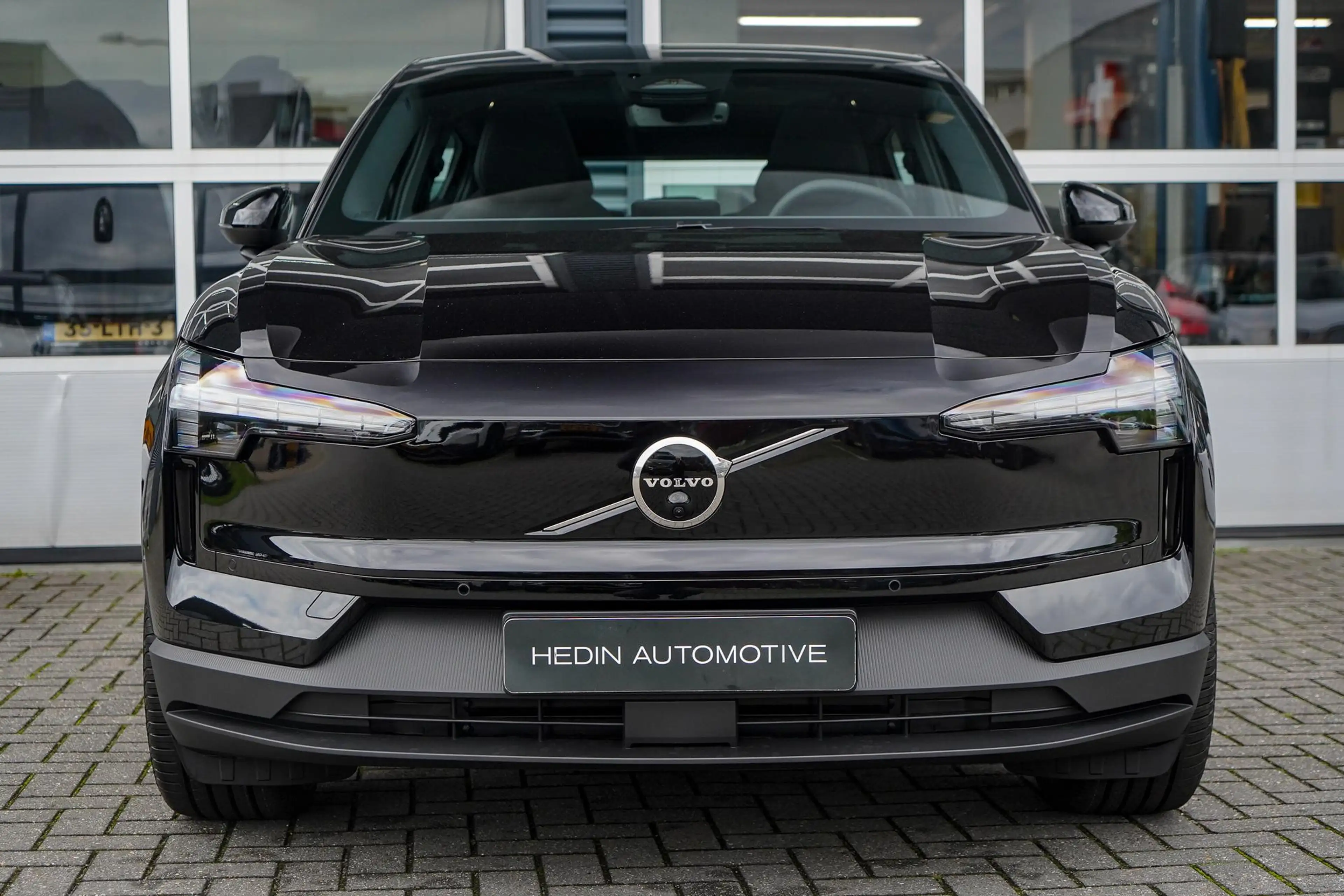 Volvo EX30 P5 Long Range Ultra Europa 69 kWh | Stoel & Stuurv — photo 2