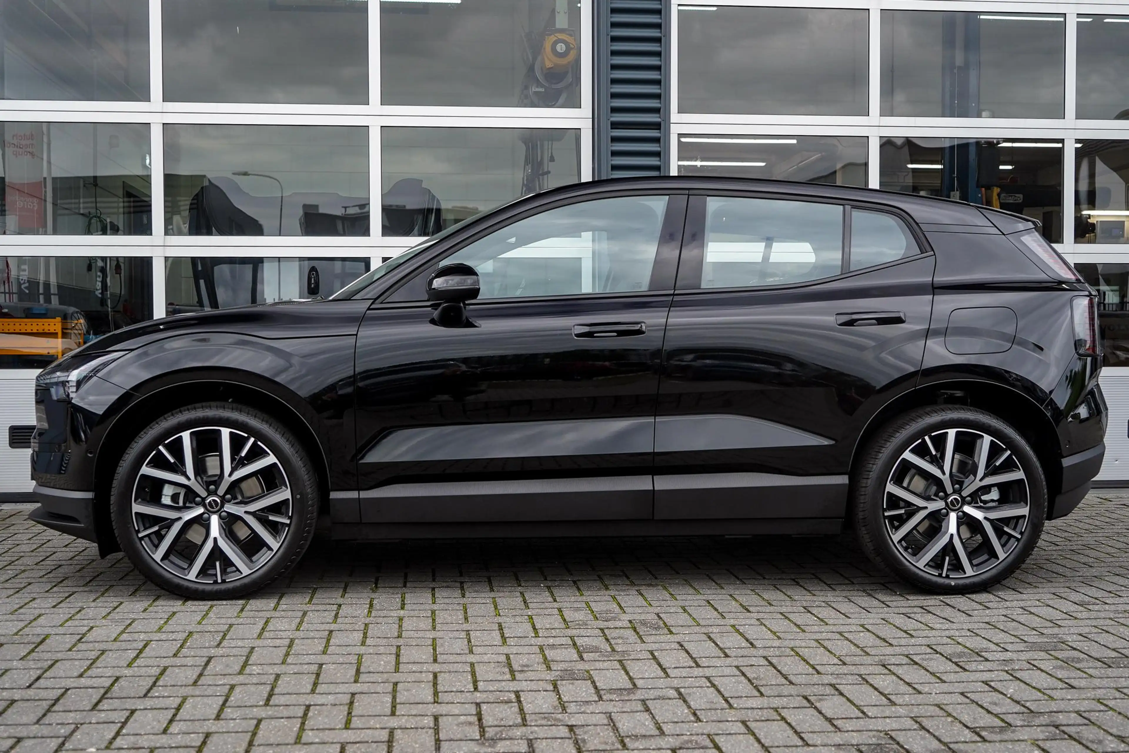Volvo EX30 P5 Long Range Ultra Europa 69 kWh | Stoel & Stuurv — photo 3