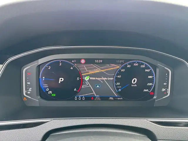 Volkswagen Passat view 9