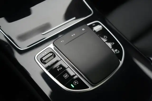 Mercedes-Benz GLC view 18