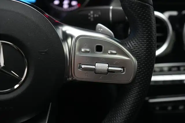 Mercedes-Benz GLC view 19
