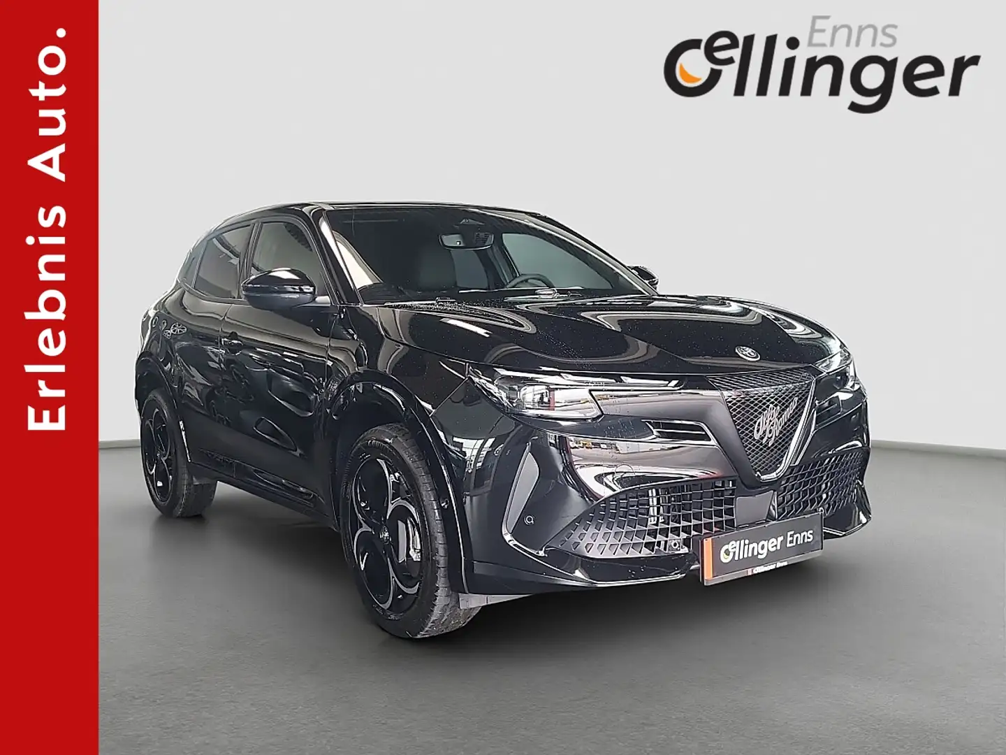 Alfa Romeo Junior Q4 ALLRAD Schwarz - 1