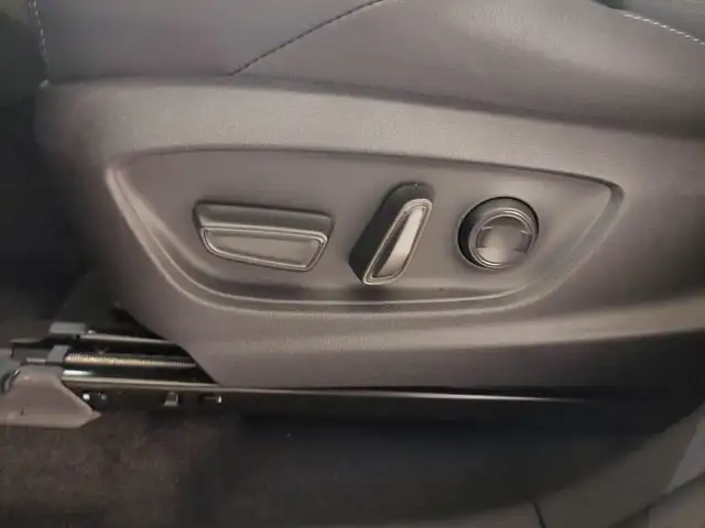 Toyota BZ4X view 15