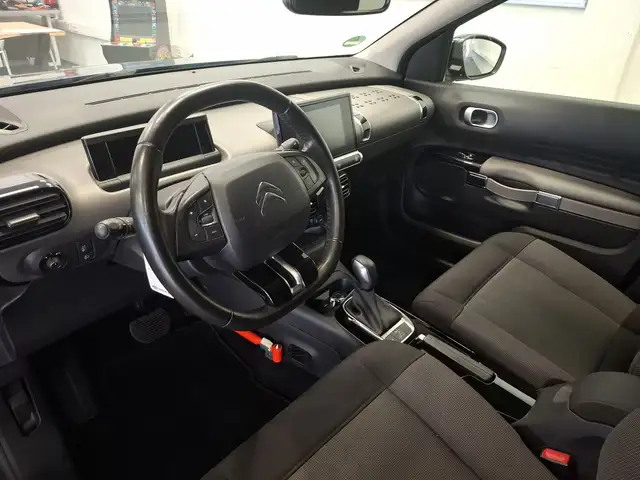Citroen C4 Cactus view 8