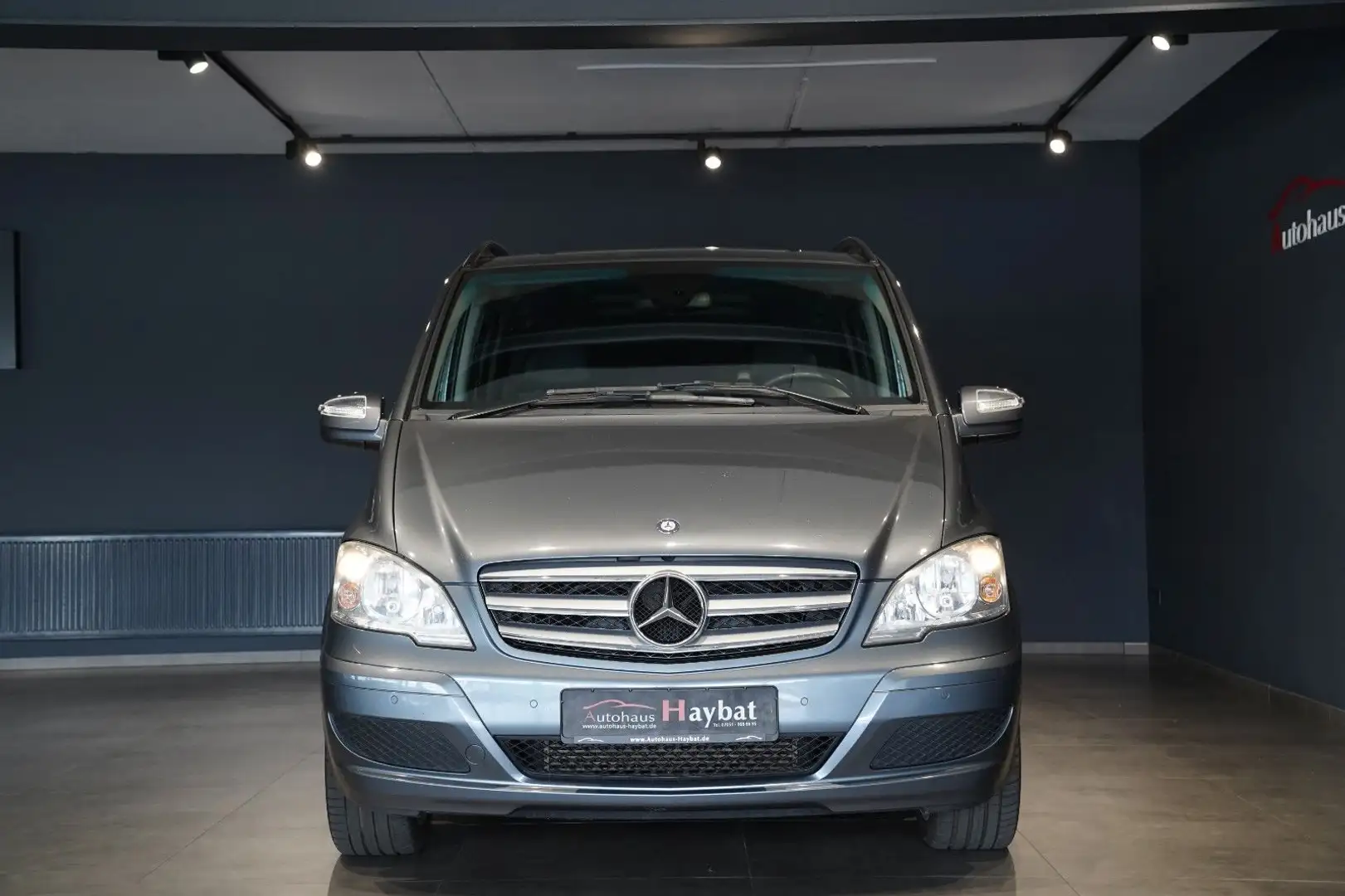 Mercedes-Benz Viano 3.0 CDI Edition lang Comand-RFK-StanHz-AHK Gris - 2