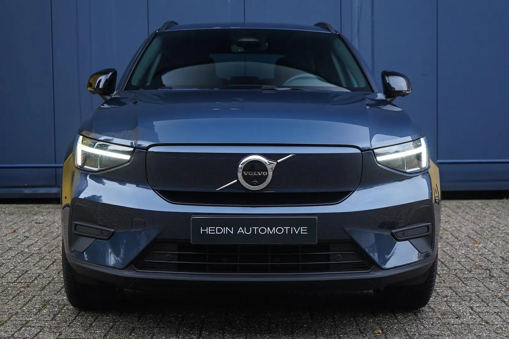 Volvo EX40 Single Motor Business Edition | Trekhaak | 360 gra Blauw - 2