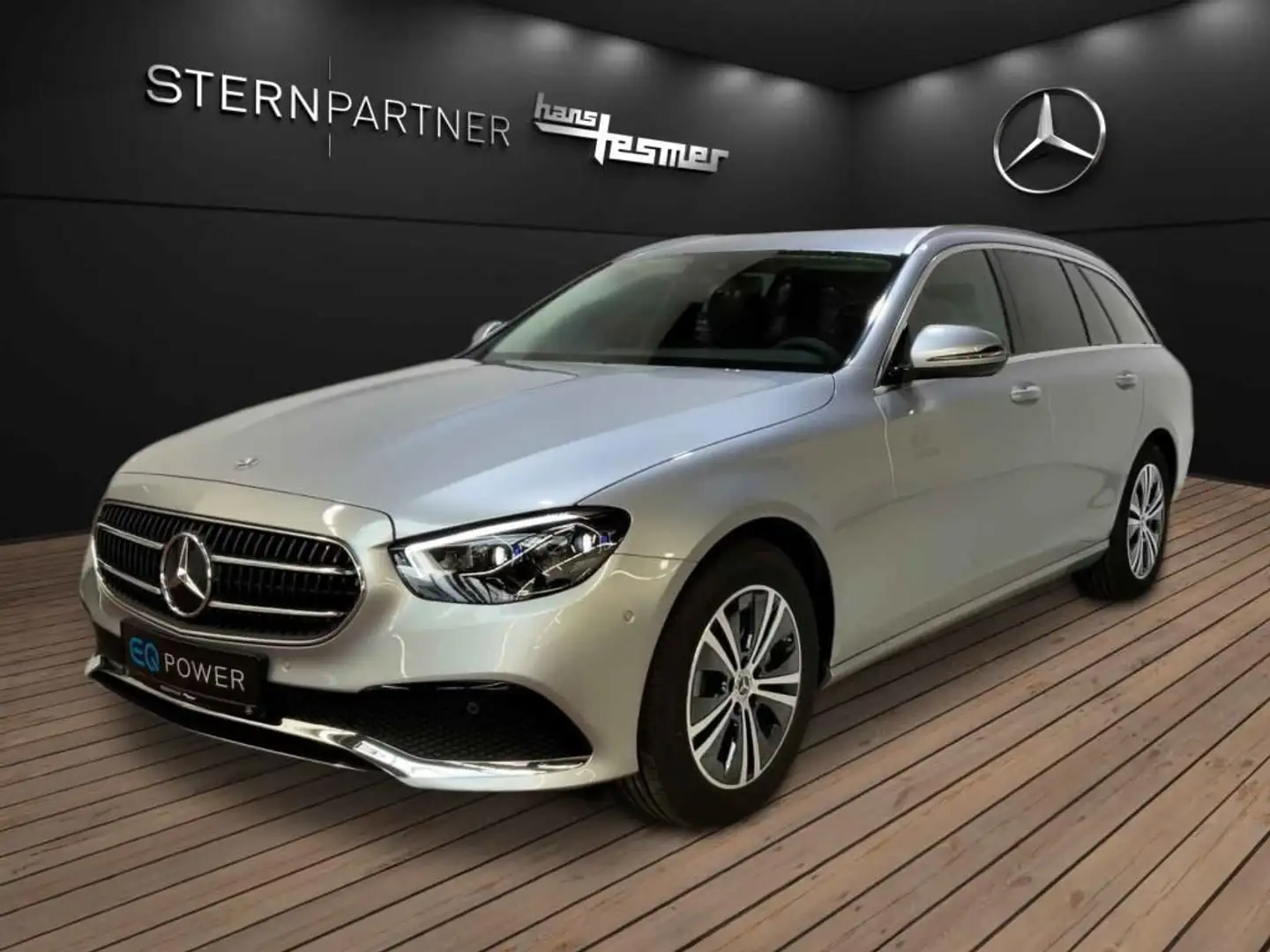 Mercedes-Benz E 200 T-Modell Avantgarde, Airmatic, Kamera, AHK Zilver - 2
