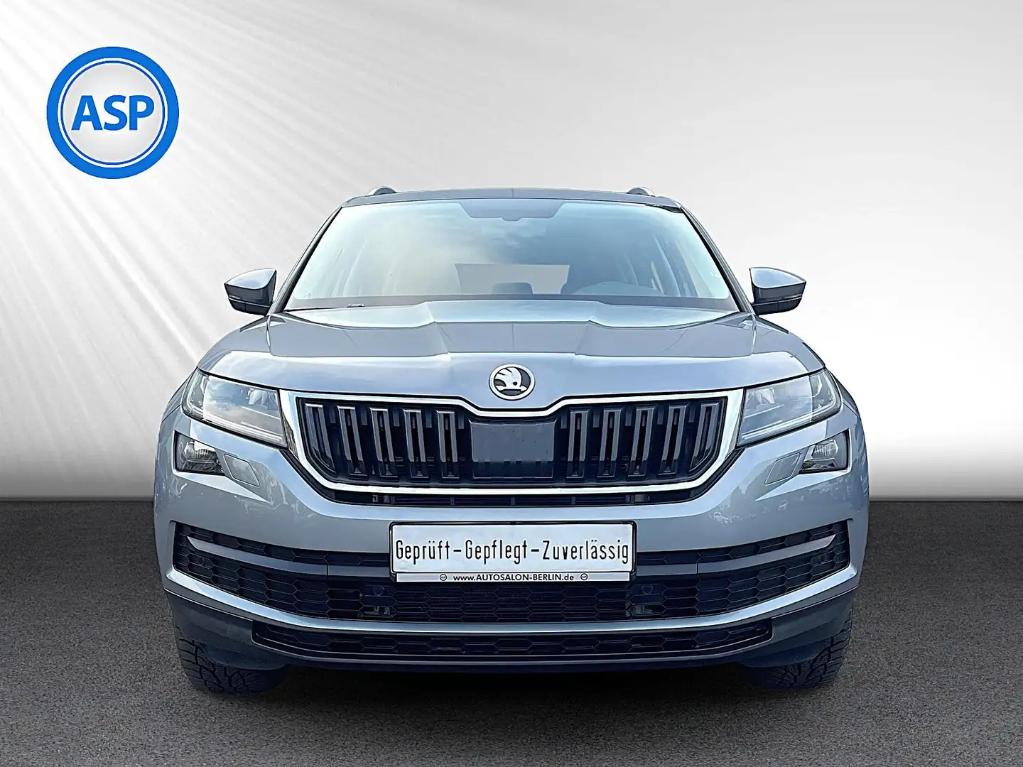 Skoda Kodiaq 2.0 TDI 4x4 Style AHK ACC RÜCKFAHRKAMERA Gris - 2