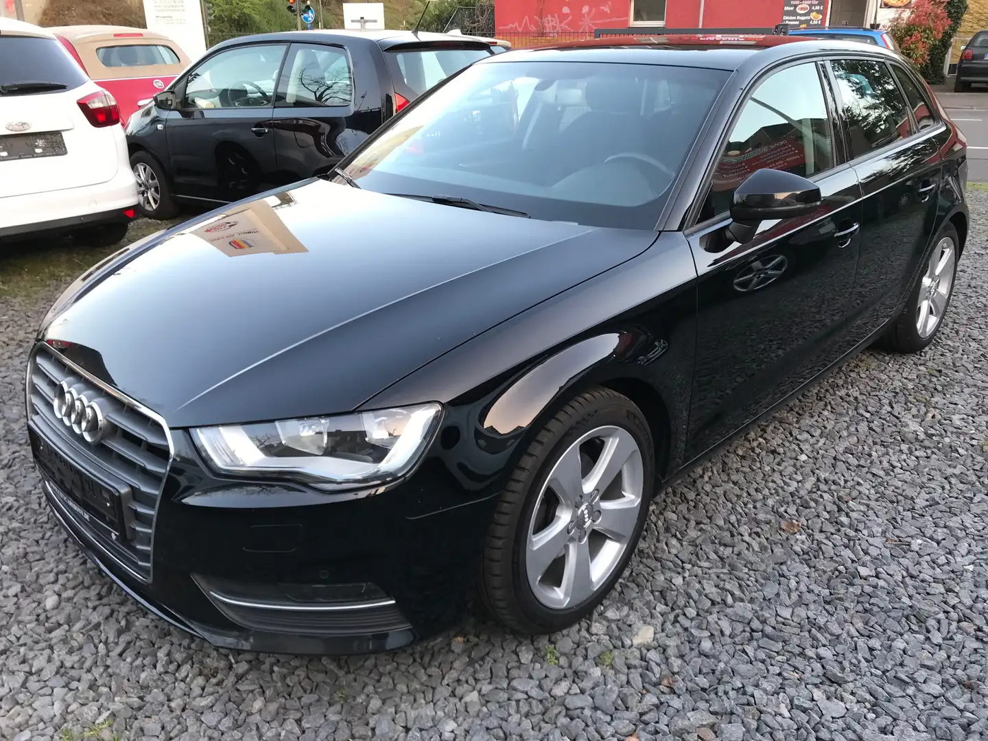 Audi A3 2.0 TDI Ambition / Klima / Navi / PDC / 2.Hand Schwarz - 1