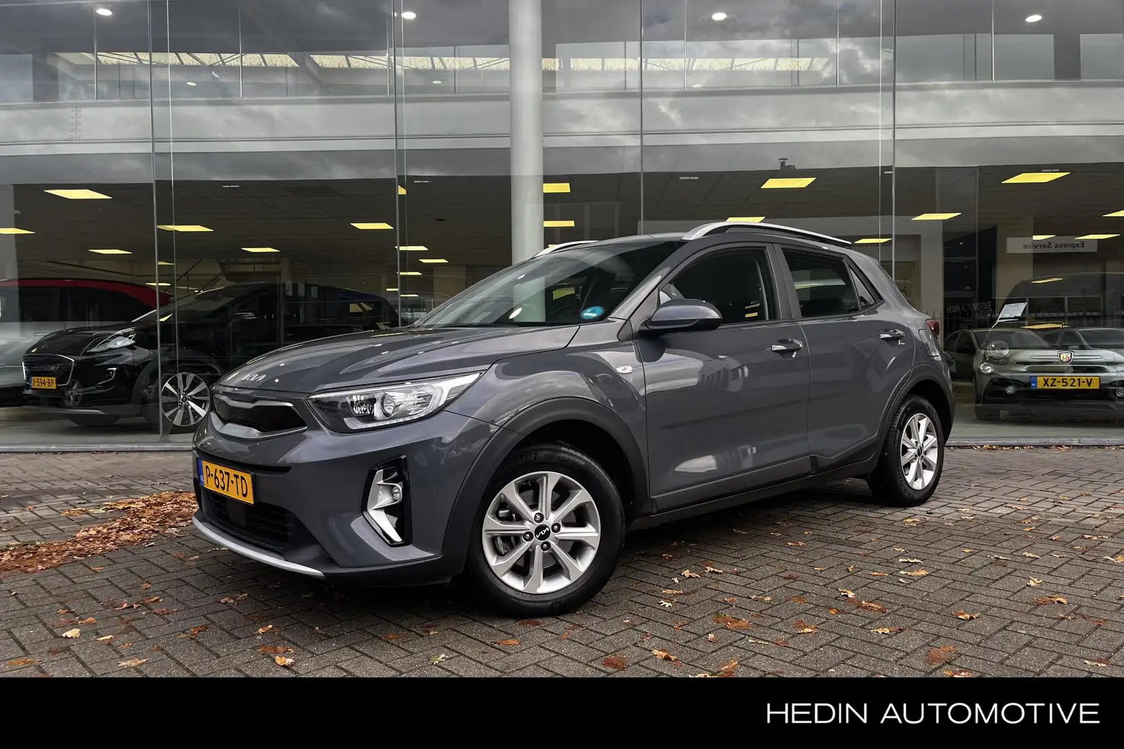 Kia Stonic 1.0 T-GDi MHEV DynamicLine Navigatie | Climate Con Grijs - 1