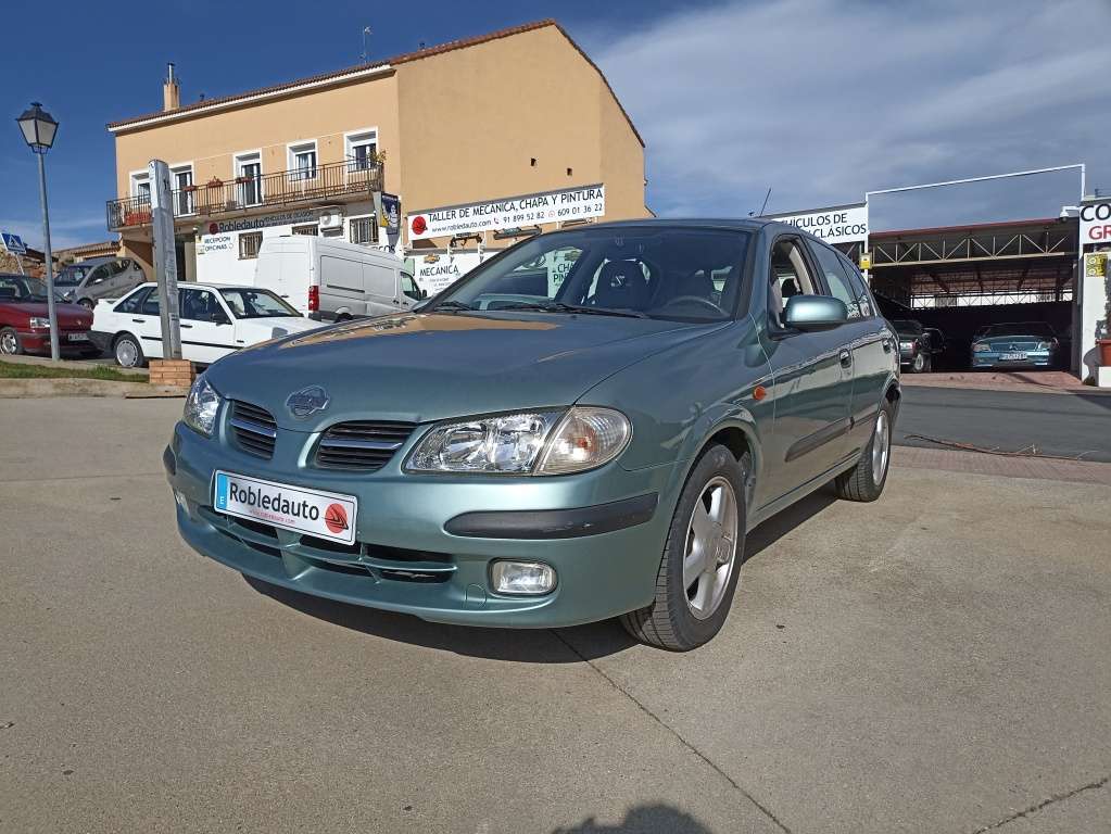 Nissan Almera 2.2 Di Comfort - foto 1